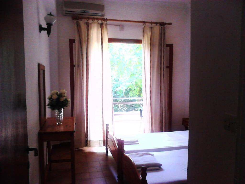 Hebes Studios Kávos Chambre photo