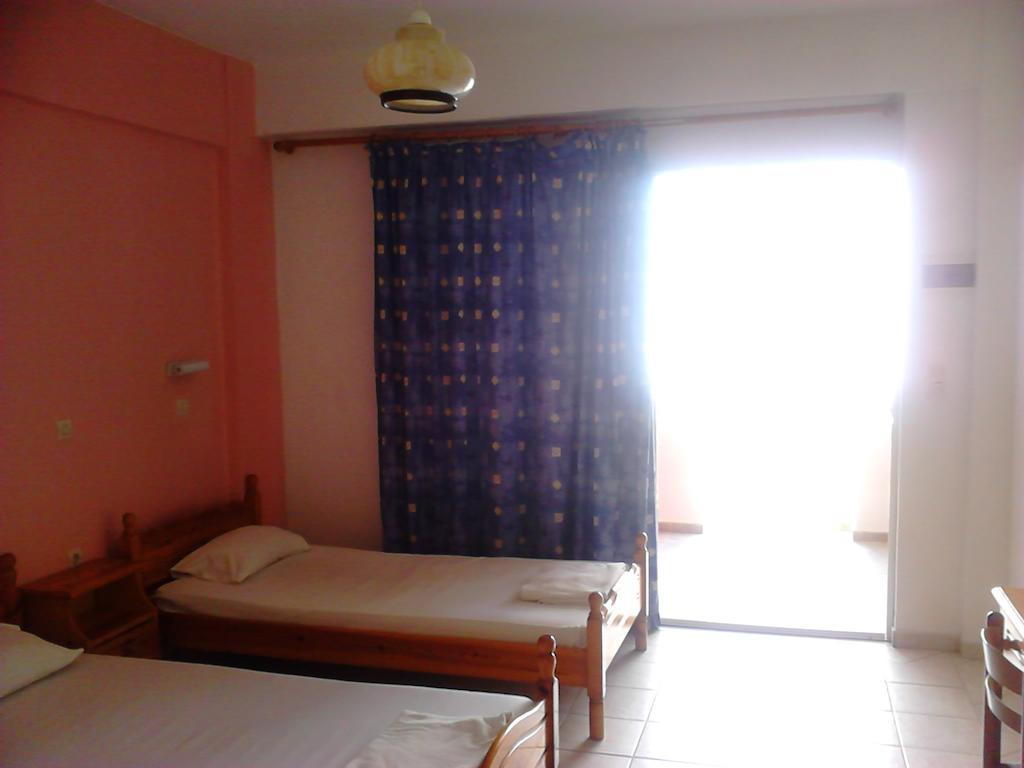 Hebes Studios Kávos Chambre photo